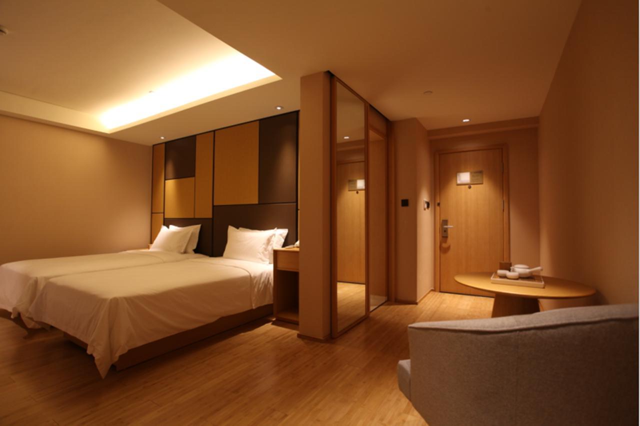Ji Hotel Shanghai Kangqiao Xiuyan Road מראה חיצוני תמונה